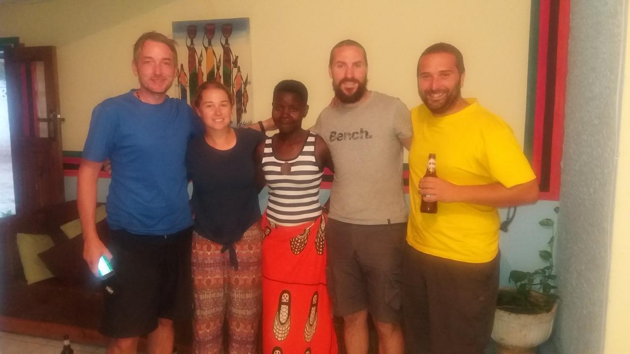 루사카 Kumunzi Backpackers 호스텔 외부 사진