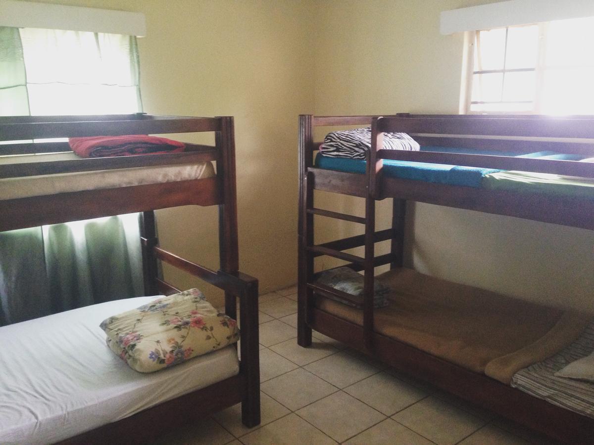 루사카 Kumunzi Backpackers 호스텔 외부 사진