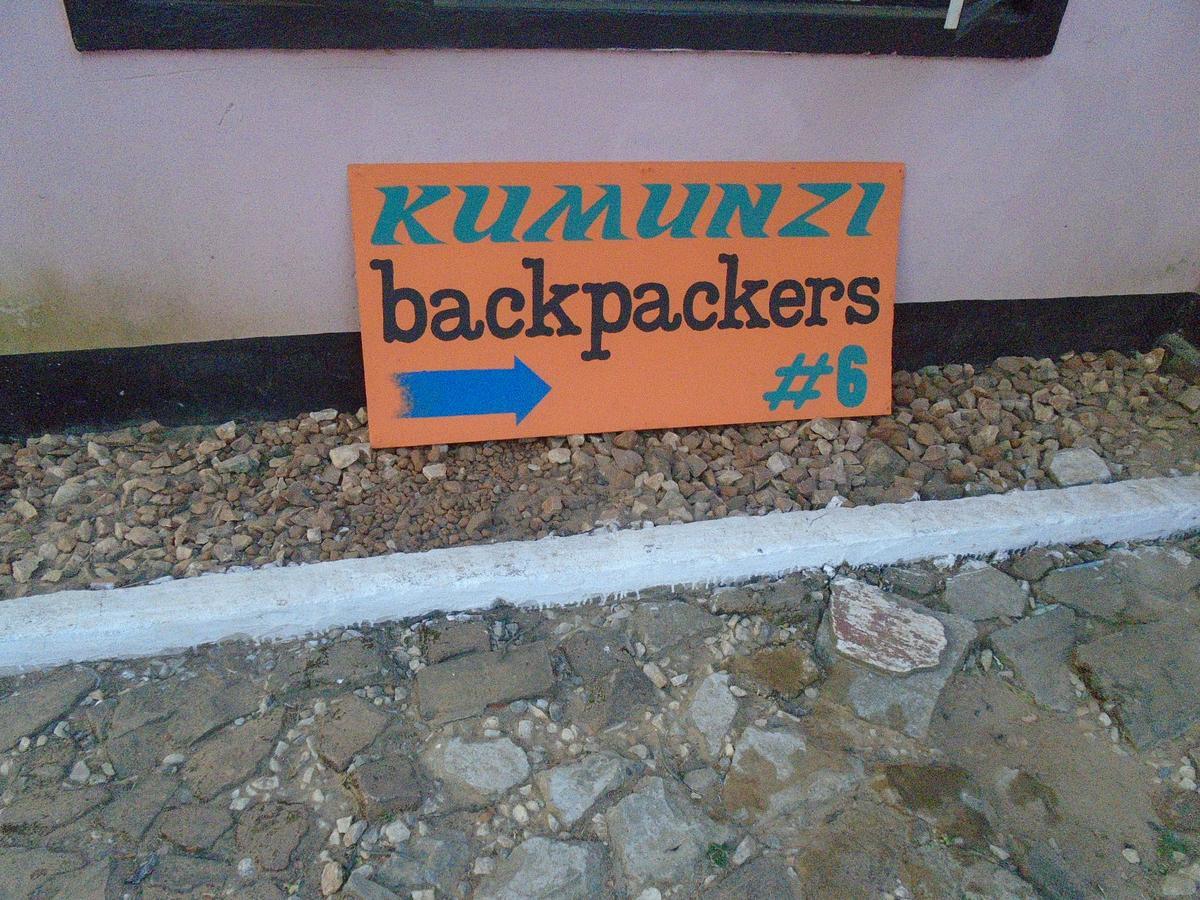 루사카 Kumunzi Backpackers 호스텔 외부 사진